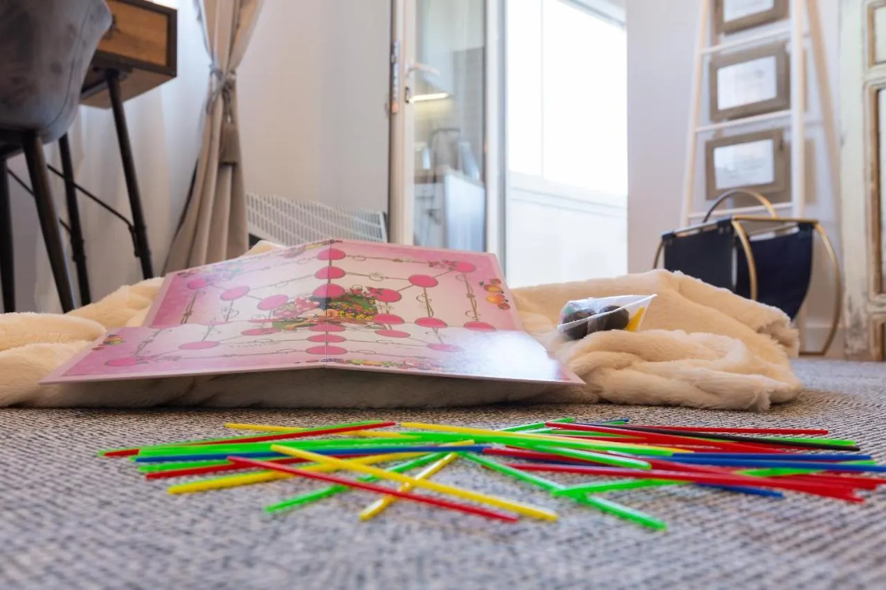 Beachome4U3 Carcavelos  Portugalia
